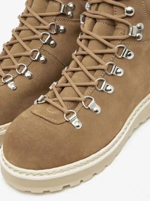Bianco Biagaby Hiking Boots Camel
