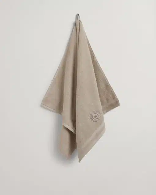 Gant Crest Towel 70 x 140 Putty