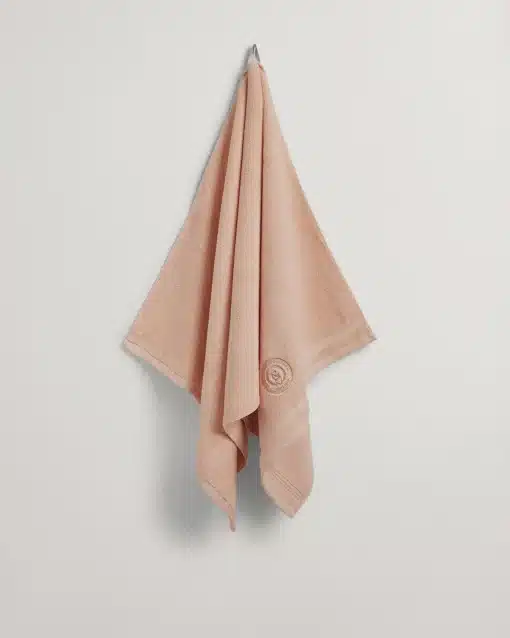 Gant Crest Towel 70 x 140 Light Apricot