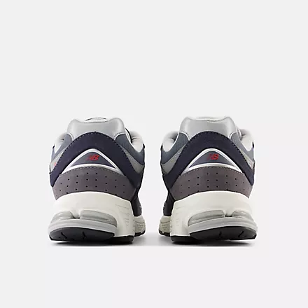 New balance 2002 Eclipse With Raincloud And Graphite